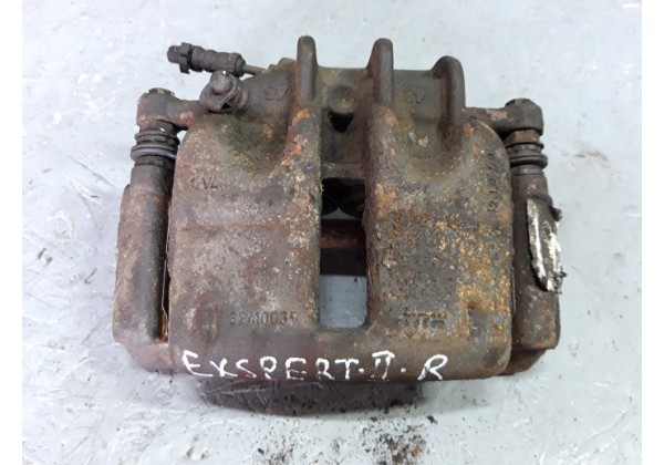 Супорт передній правий R16 / D304 Expert II, Jumpy II, Scudo II, 1607731780*